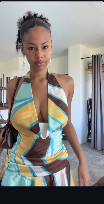 🔥 Gyal leaked private photo uncensored full