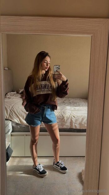 🔥 Alexisgoldx leaked private photo uncensored full