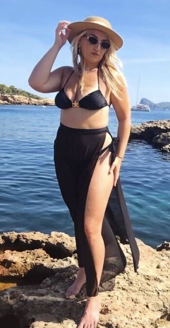 🔥 Alyssa frysinger page leaked private photo uncensored full