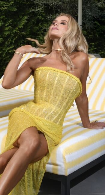 🔥 Amanda holden  page leaked private photo uncensored full