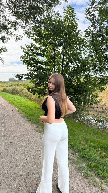 🔥 Angelina dehlow leaked private photo uncensored full