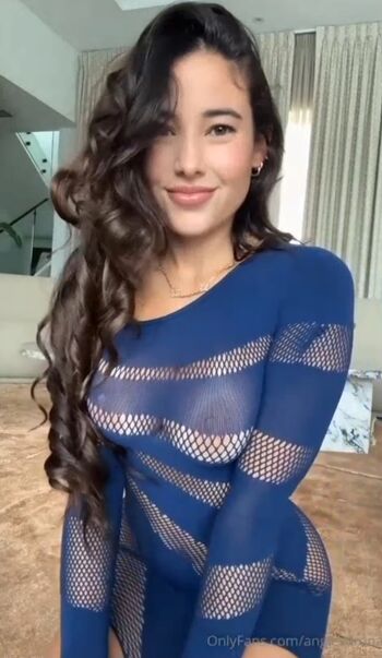 🔥 Angievarona leaked private photo uncensored full