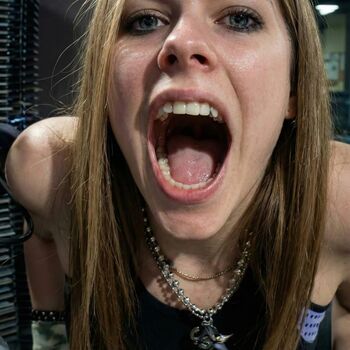 🔥 Avril lavigne page leaked private photo uncensored full