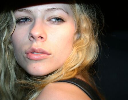 🔥 Avril lavigne page leaked private photo uncensored full