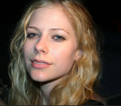 🔥 Avril lavigne page leaked private photo uncensored full