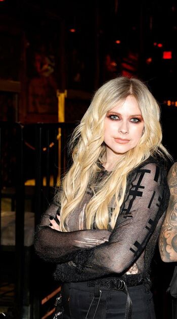 🔥 Avril lavigne page leaked private photo uncensored full
