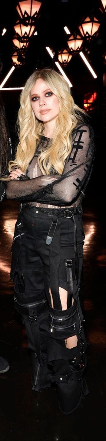 🔥 Avril lavigne leaked private photo uncensored full