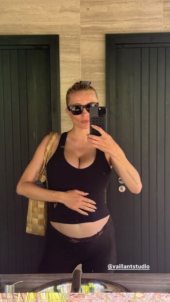 🔥 Caroline vreeland leaked private photo uncensored full
