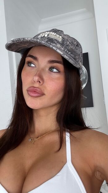 🔥 Clarissa bea page leaked private photo uncensored full