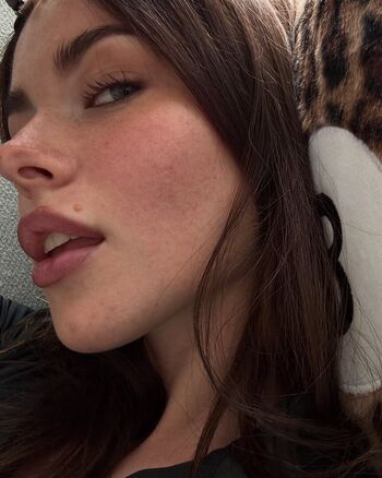 🔥 Clarissa bea leaked private photo uncensored full