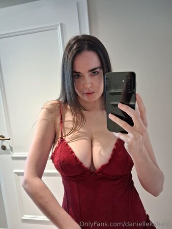 🔥 Daniimee  page leaked private photo uncensored full