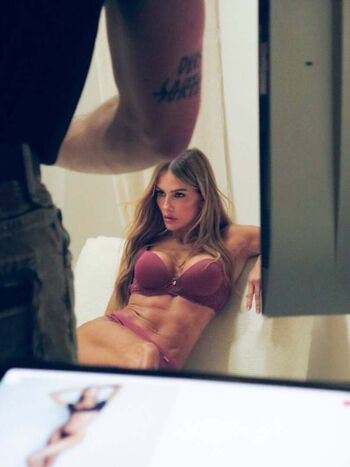 🔥 Deborah secco  page leaked private photo uncensored full