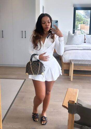 🔥 Eliizabeth robinson leaked private photo uncensored full
