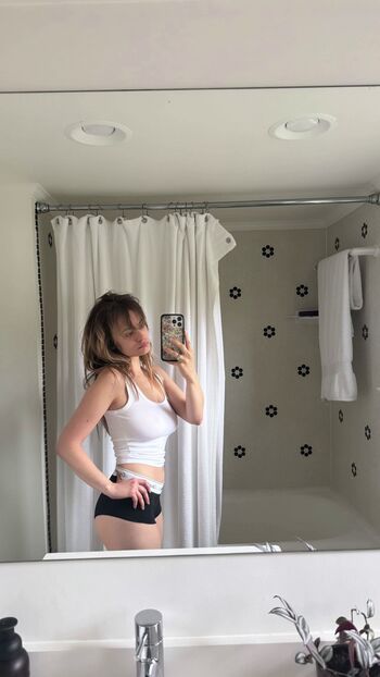 🔥 Ella ballentine page leaked private photo uncensored full