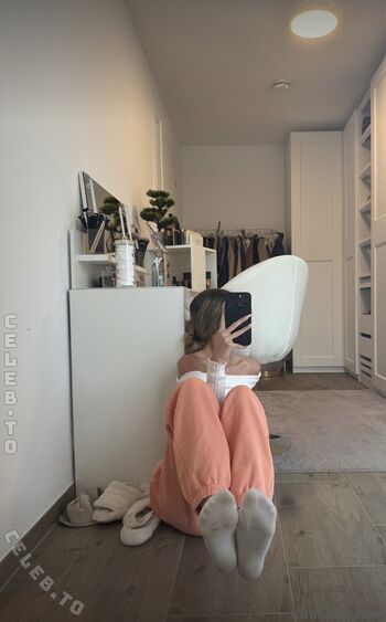 🔥 Emiliaaa rose leaked private photo uncensored full