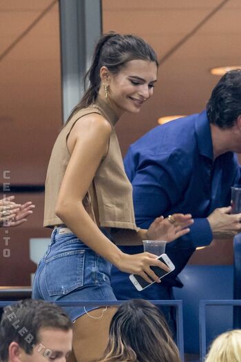 🔥 Emily ratajkowski  page leaked private photo uncensored full