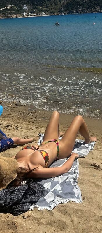 🔥 Emily ratajkowski  page leaked private photo uncensored full