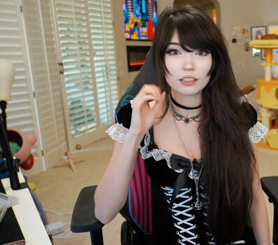 🔥 Emiru  page leaked private photo uncensored full
