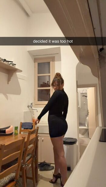 🔥 Ester dobrik page leaked private photo uncensored full