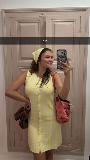 🔥 Ester dobrik page leaked private photo uncensored full