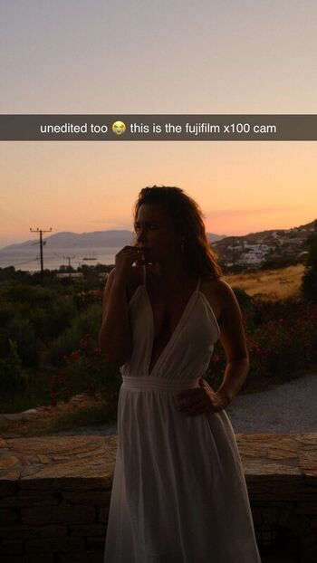 🔥 Ester dobrik page leaked private photo uncensored full