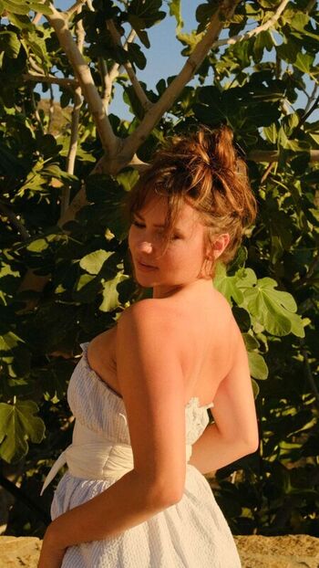 🔥 Ester dobrik page leaked private photo uncensored full