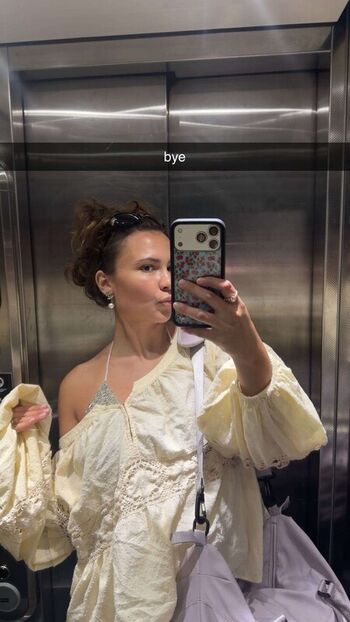 🔥 Ester dobrik page leaked private photo uncensored full