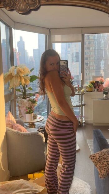 🔥 Ester dobrik page leaked private photo uncensored full