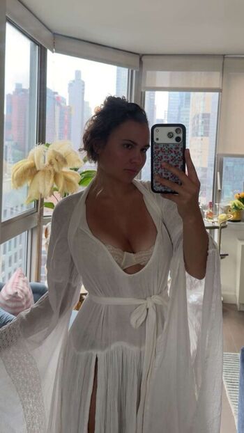 🔥 Ester dobrik page leaked private photo uncensored full