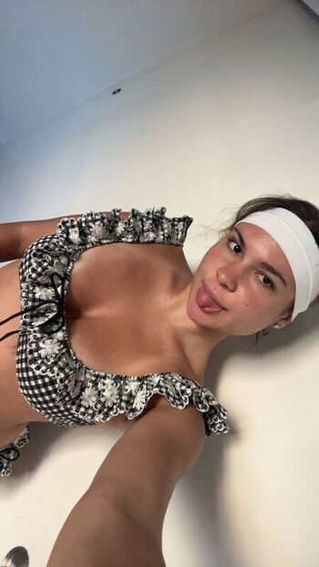 🔥 Ester dobrik page leaked private photo uncensored full
