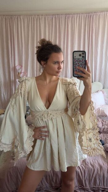 🔥 Ester dobrik page leaked private photo uncensored full