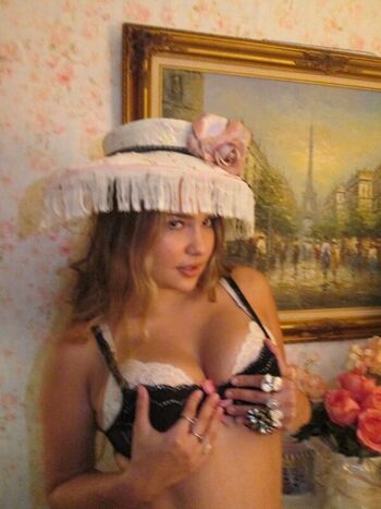 🔥 Ester dobrik page leaked private photo uncensored full