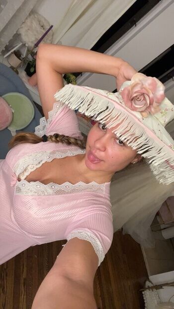 🔥 Ester dobrik page leaked private photo uncensored full