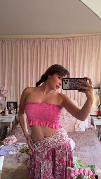 🔥 Ester dobrik page leaked private photo uncensored full