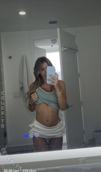 🔥 Felicity smoak  page leaked private photo uncensored full