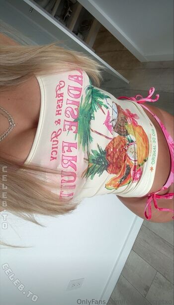 🔥 Felicity smoak leaked private photo uncensored full