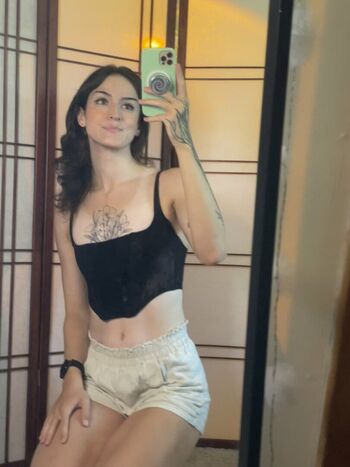 🔥 Frogsgirls  page leaked private photo uncensored full