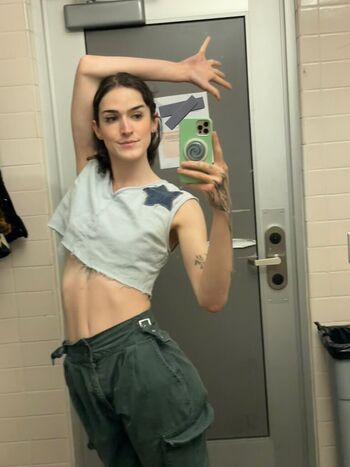 🔥 Frogsgirls leaked private photo uncensored full