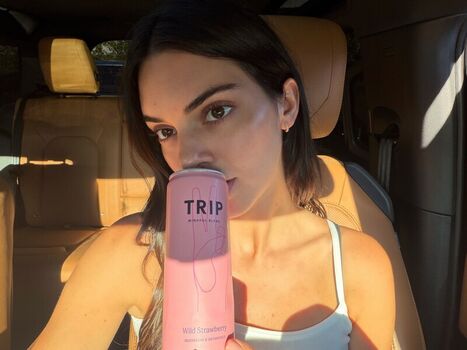 🔥 Kendall jenner  page leaked private photo uncensored full