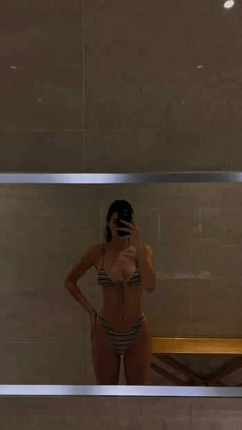 🔥 Kendall jenner  page leaked private photo uncensored full