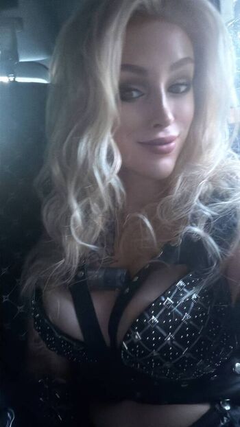 🔥 Lady melamori  page leaked private photo uncensored full
