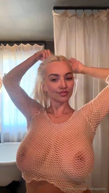 🔥 Lindsey pelas  page leaked private photo uncensored full