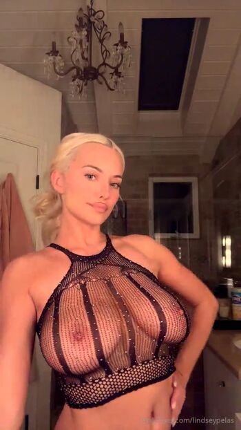 🔥 Lindsey pelas  page leaked private photo uncensored full