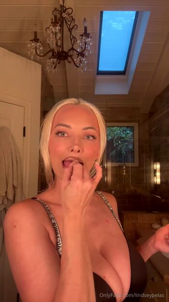 🔥 Lindsey pelas leaked private photo uncensored full