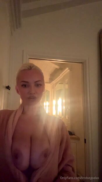 🔥 Lindsey pelas leaked private photo uncensored full
