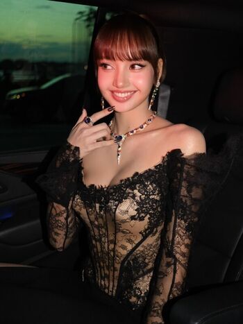 🔥 Lisa manoban page leaked private photo uncensored full