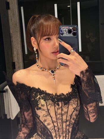 🔥 Lisa manoban page leaked private photo uncensored full