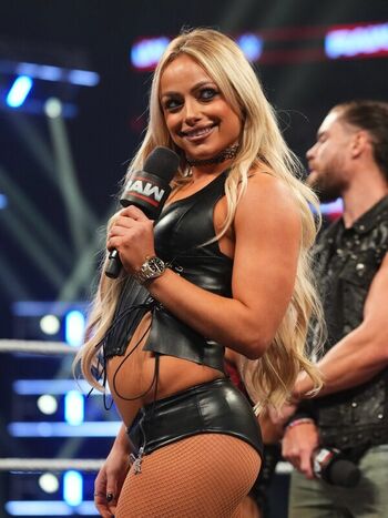 🔥 Liv morgan  page leaked private photo uncensored full