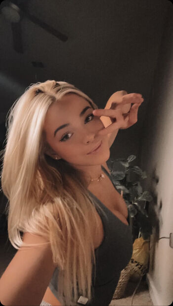 🔥 Livvy dunne  page leaked private photo uncensored full