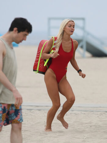 🔥 Livvy dunne  page leaked private photo uncensored full